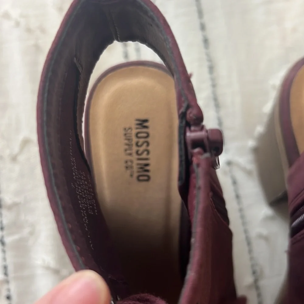 Mossimo heals - Picture 2 of 3